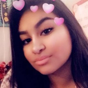 Meet your Posher, Karina